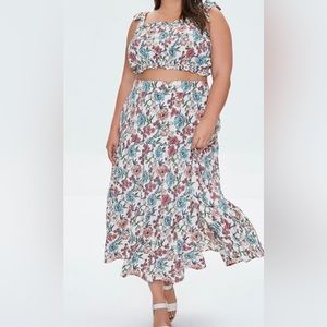 Forever21 plus floral print crop top & skirt set. Size 2X. Excellent condition.